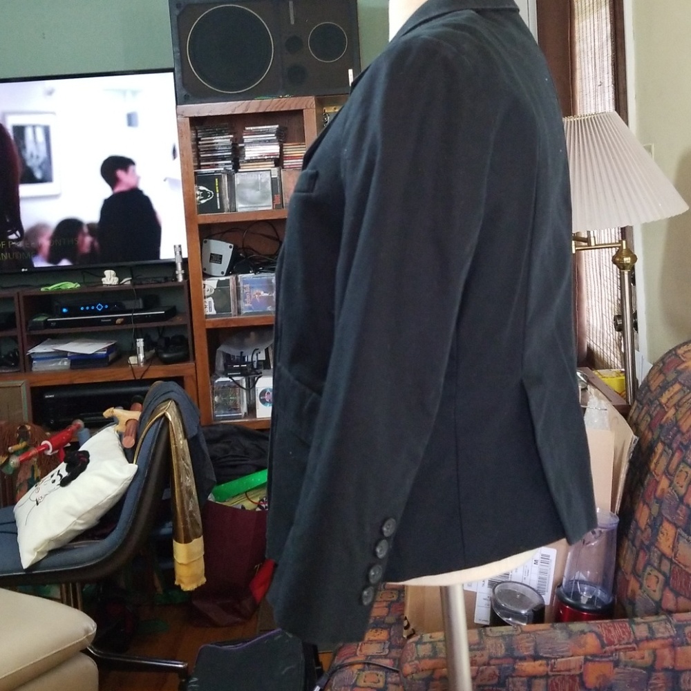 Jacket - Picture 2 of 4